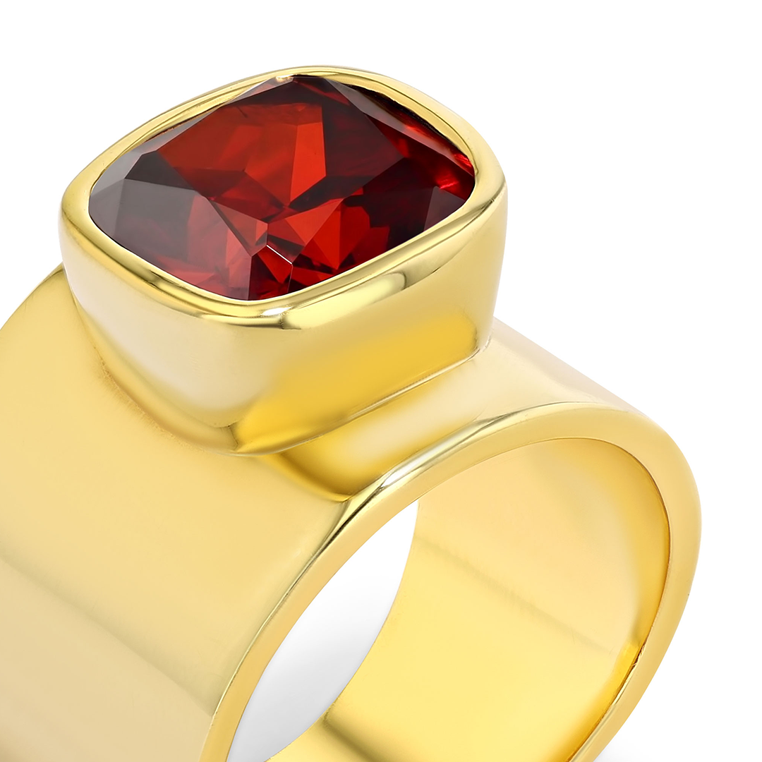 Lilly Ring in Gold Vermeil with Red Garnet