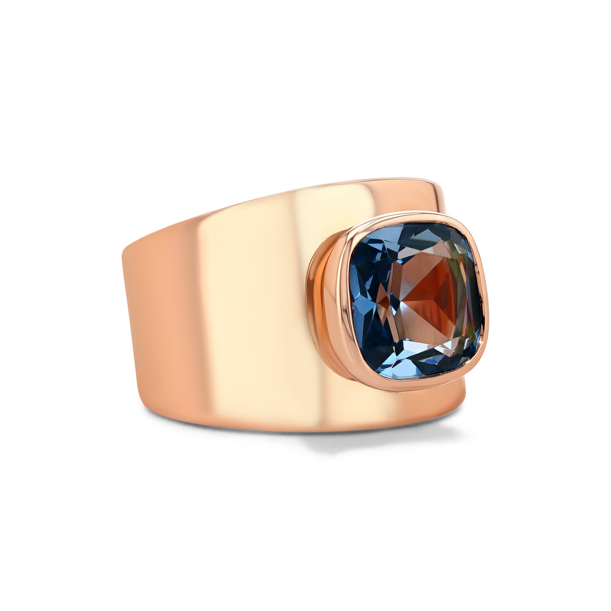 Lilly Ring in Rose Gold with London Blue Topaz